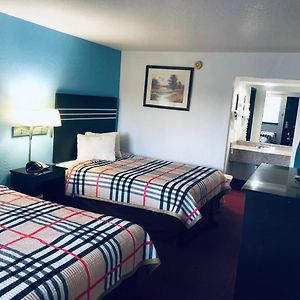 Queen Room Two Queen Beds Non Smoking